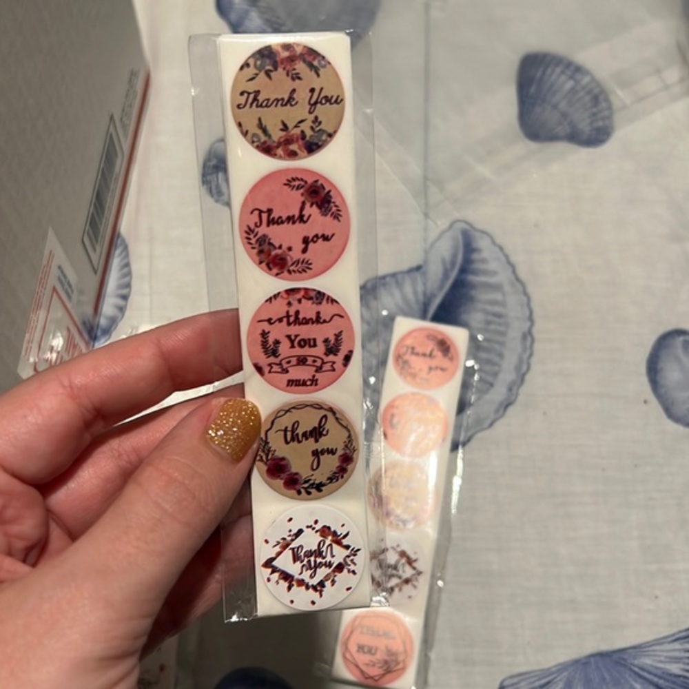 1” 100 piece thank‎ you stickers - Picture 2 of 2